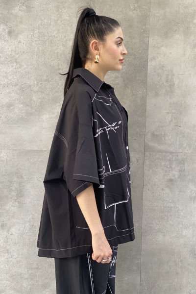 Tasarım Oversize Baskılı Kısa Kollu Gömlek