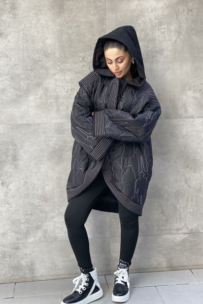 Tasarım Oversize Kapüşonlu Nakışlı Mont