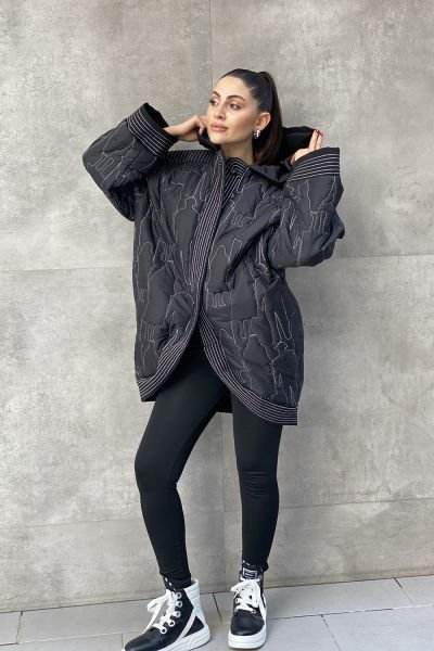 Tasarım Oversize Kapüşonlu Nakışlı Mont
