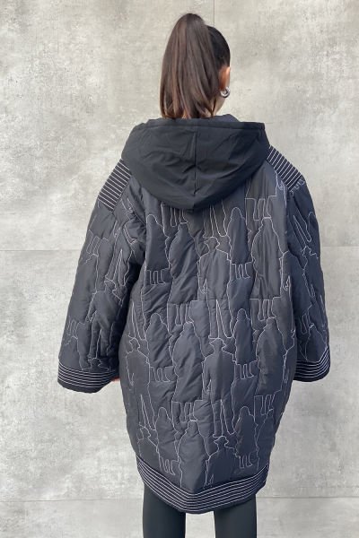 Tasarım Oversize Kapüşonlu Nakışlı Mont