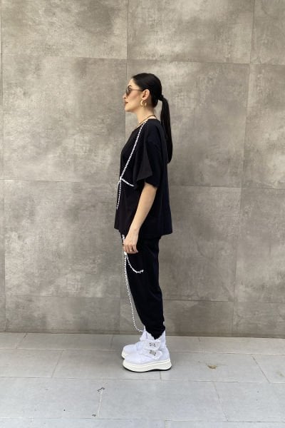 Şerit Aksesuarlı Tasarım Oversize Pantolon