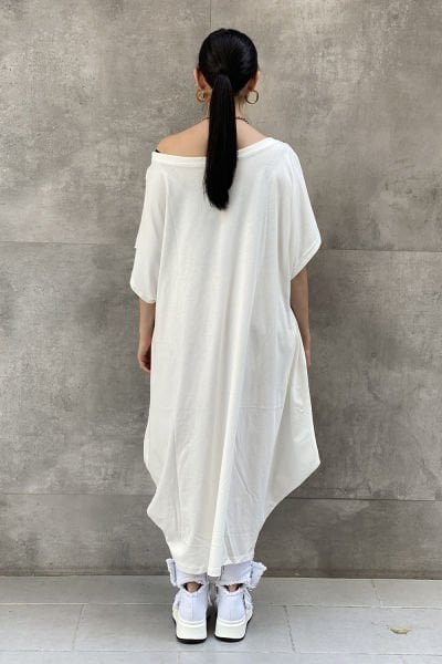 Şerit Aksesuarlı Tasarım Oversize Elbise