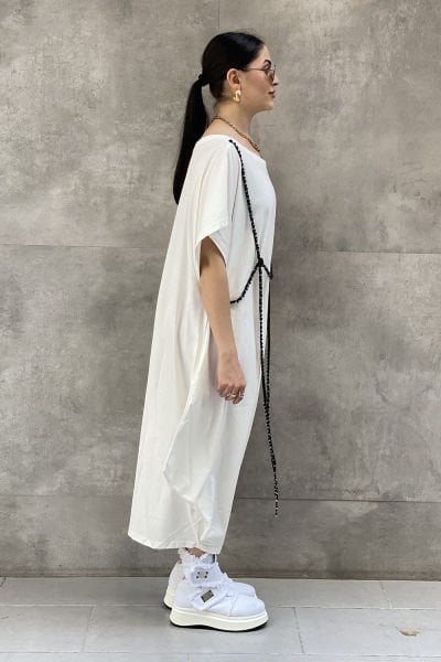 Şerit Aksesuarlı Tasarım Oversize Elbise