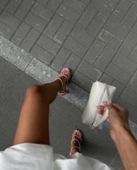 Mi Luz Kristal Taşlı Kadeh Topuklu Fuşya Sandalet