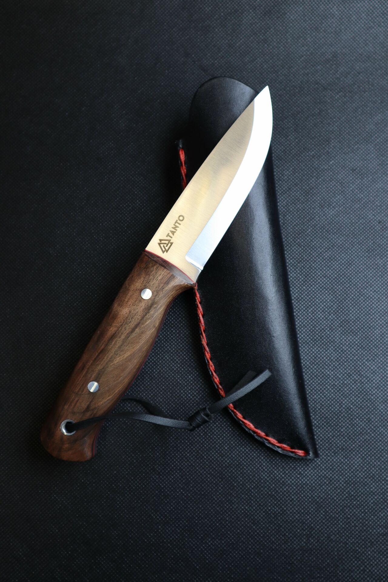 Tanto Bushcraft Knife Böhler N690 Ceviz