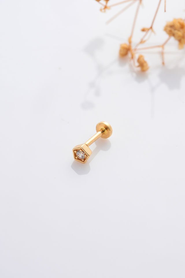 PRENSES PIRLANTA 14 Ayar Altın Tragus Küpe Geometrik Tektaş Vidalı