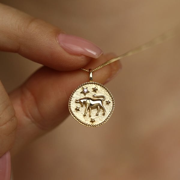 Ancient Taurus Altın Boğa Burç Kolye