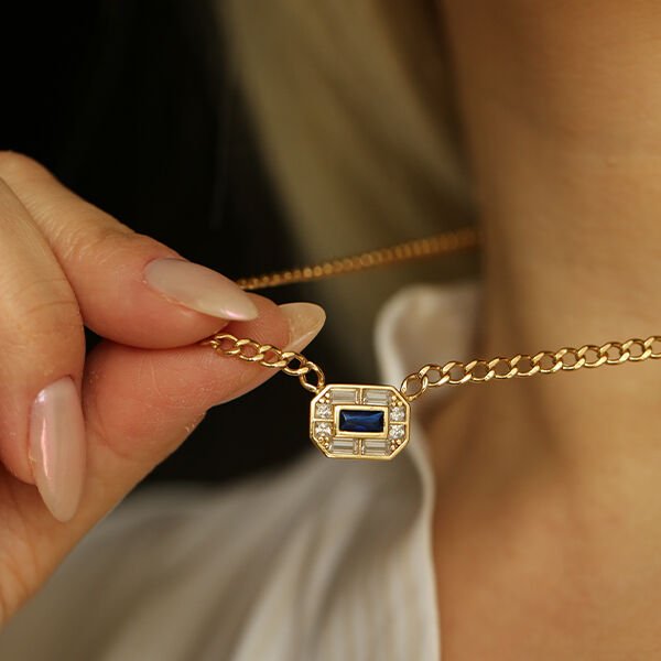 Navy Blue safir  Detaylı Altın Kolye