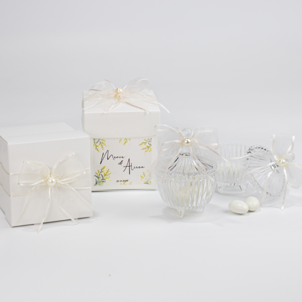 Kutu İçinde Ayaklı Cam Şekerlik