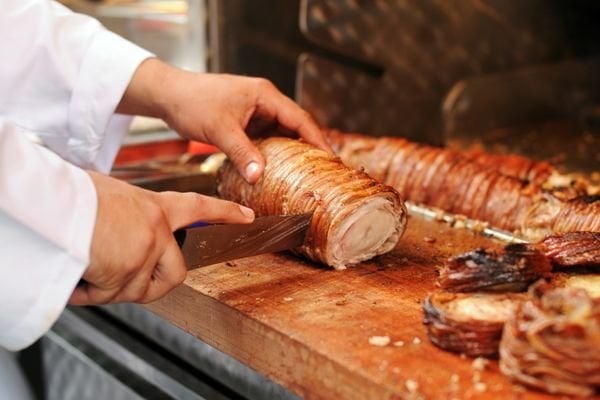 Kokoreç Yanına Ne Gider? Lezzetli Eşlikçiler
