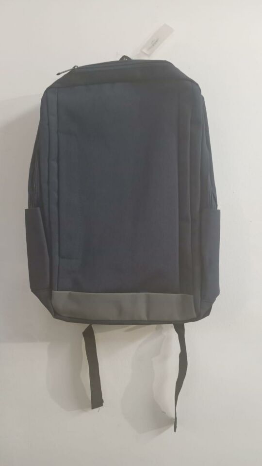 ÇANTA SIRT LAPTOP BÖLMELİ USBLİ LACİVERT