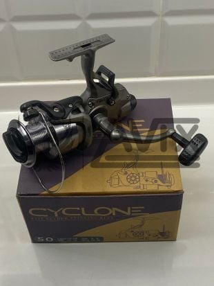 AVİX RELİX CYCLONE 50 LEADER 3 BİLYELİ ÖN VE ARKA KALAMA OLTA MAKİNESİ