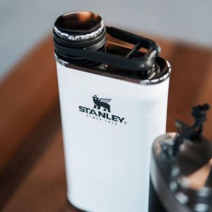 Stanley Klasik Paslanmaz Çelik Cep Matarası 0.23 Lt Beyaz