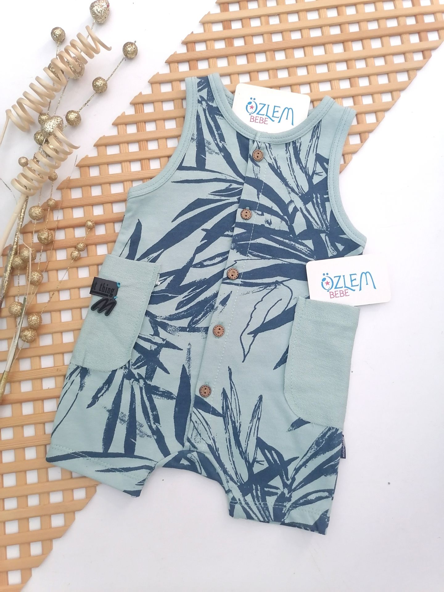 Yaprak Desenli Yeşil Tulum