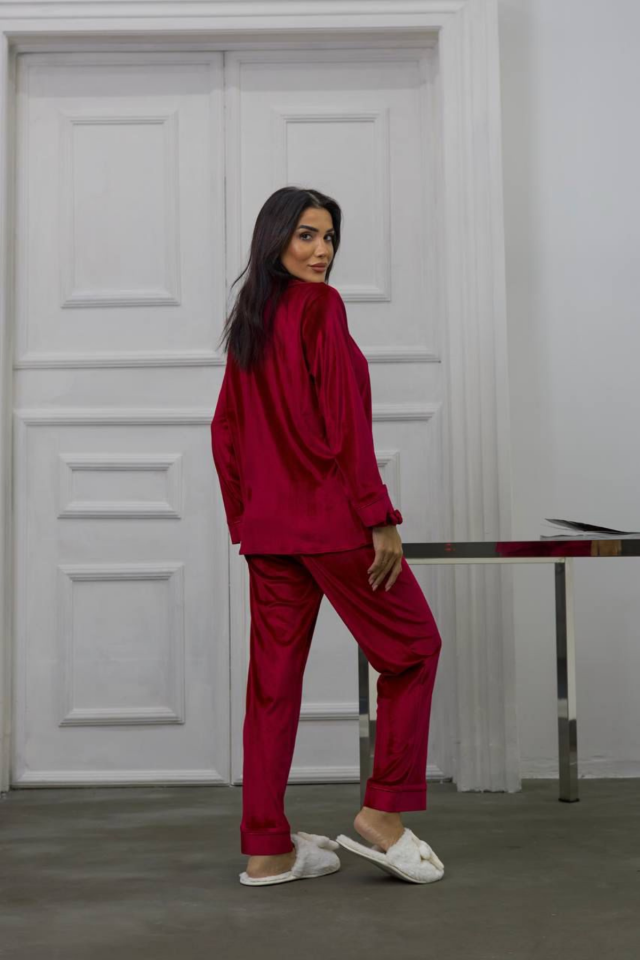 GİZOTTİ BORDO GOFRAJLI KALP NAKIŞLI UZUN KADİFE PİJAMA TAKIMI