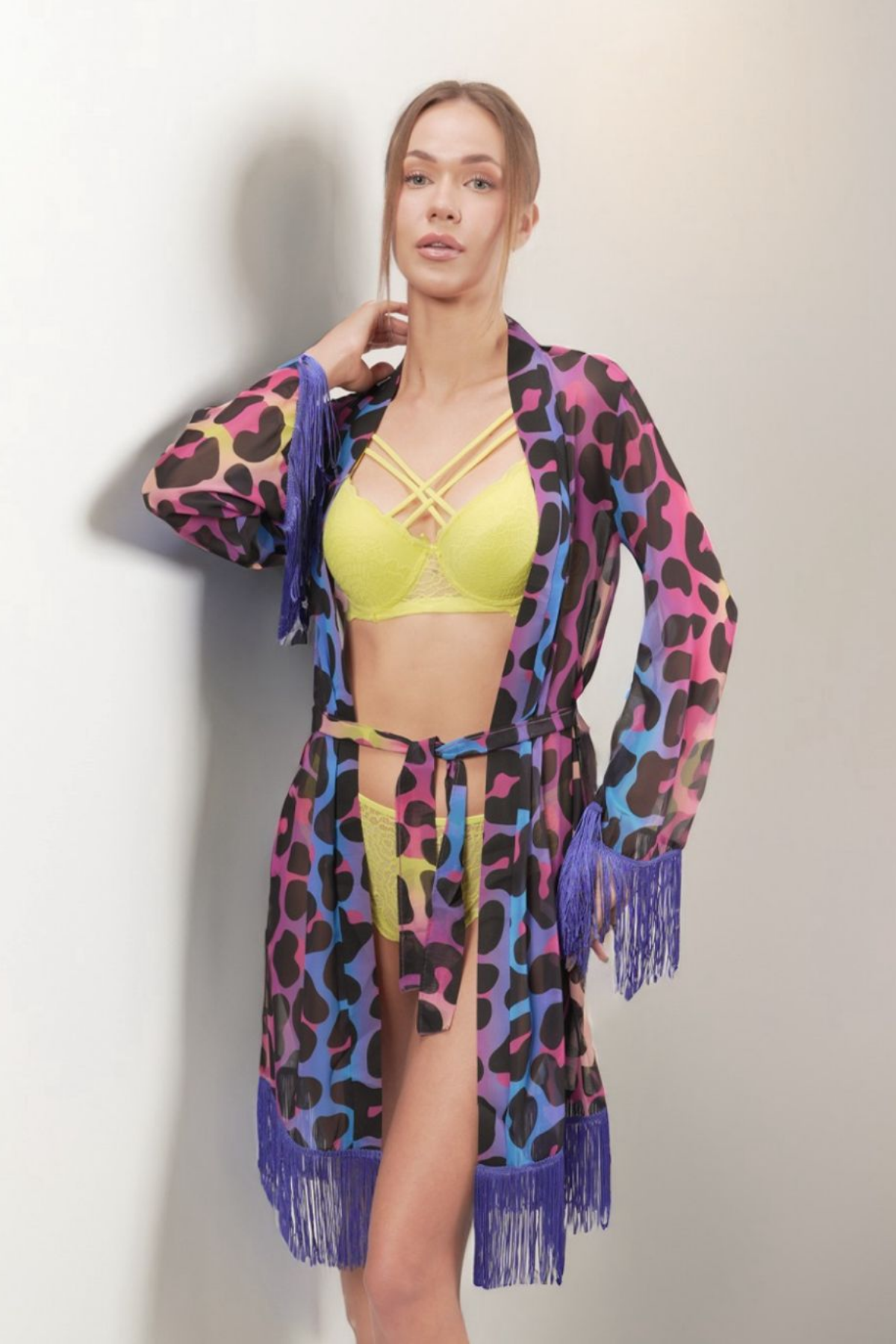 Siyah Renkli Leopard Model Kadın Plaj Pareo