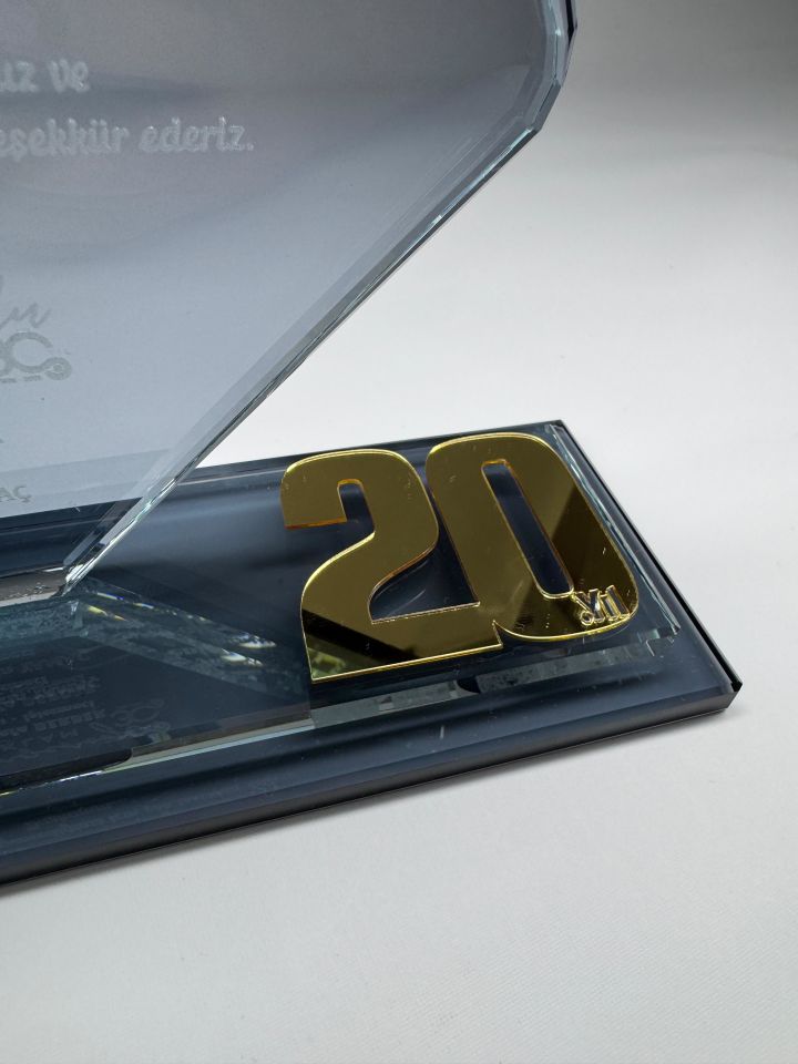 Cam Kristal Plaket Lazer Kazıma 15
