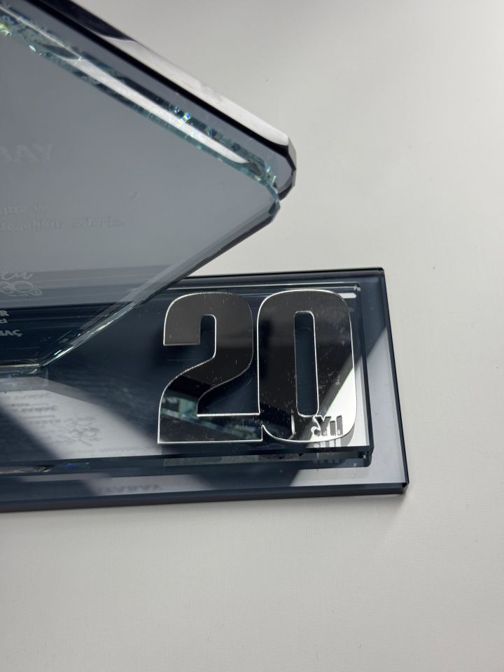 Cam Kristal Plaket Lazer Kazıma 16