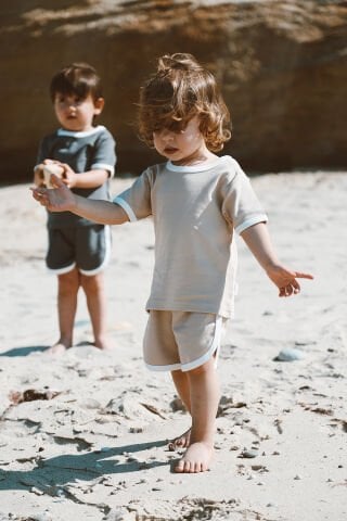 summer vibes | camel tişört & şort takım bebek ve çocuk