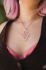 Yeni Başlangıçlar Kolyesi Rose