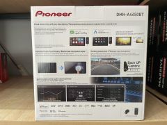 PIONEER DMH-A4450BT 3 RCA 13 BAND EQ CAR PLAY