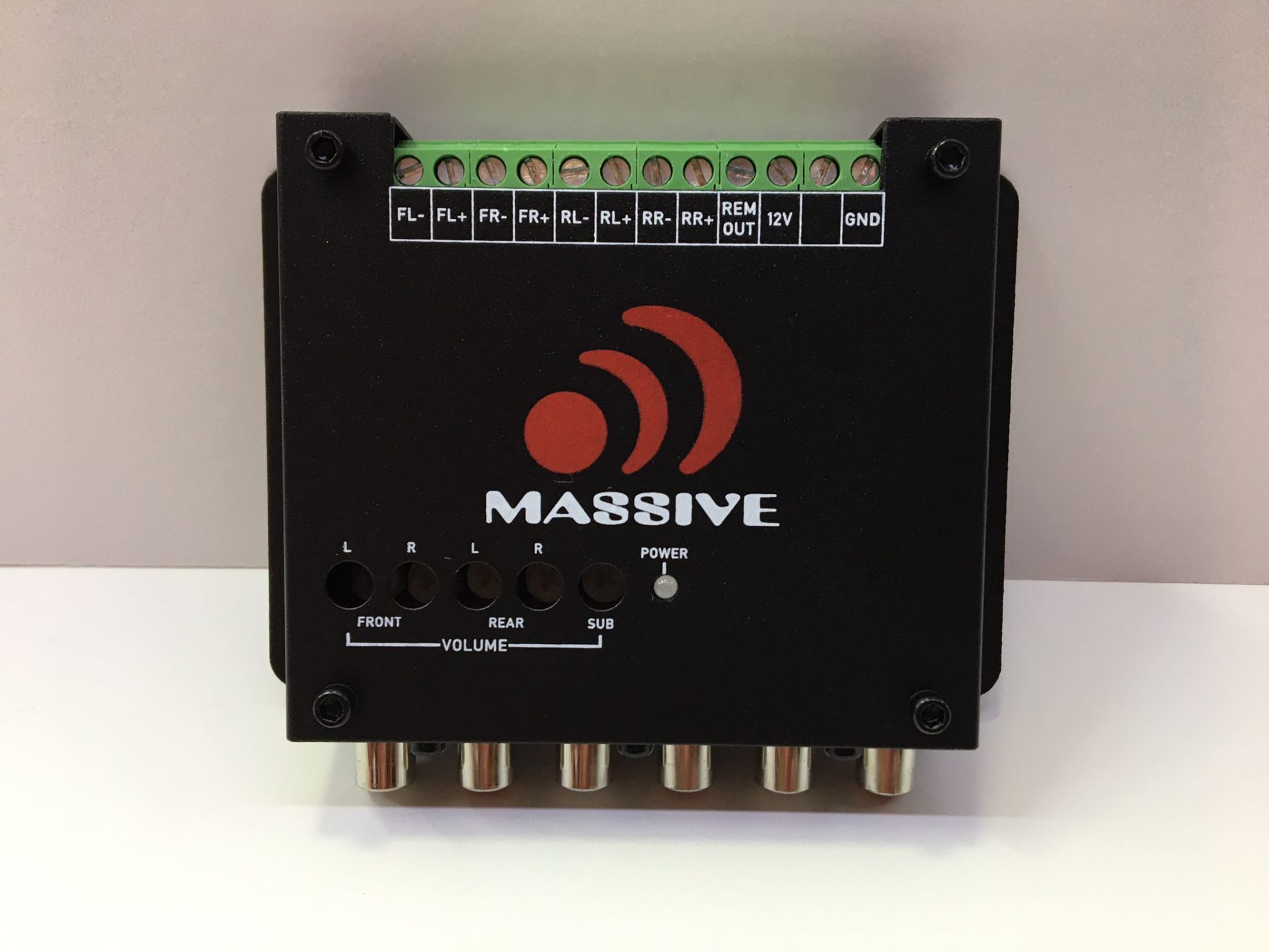 MASSİVE MS-H02 5 KANAL PROFESYONEL DECK ÇEVİRİCİ AMFİ ÇIKIŞI