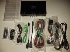 PIONEER DEQ-S1000A2 SES İŞLEMCİSİ 1 GİRİŞ 3 ÇIKIŞ, 4X50 WATT MOSFET AMFİ