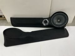 TOFAŞ ŞAHİN DOĞAN KAPI CEPLİĞİ 20 CM + 10 CM CEPLİK POLYESTER MDF ÇİFTLİ BOŞ ÜRÜN GÖRSEL AMAÇLIDIR.