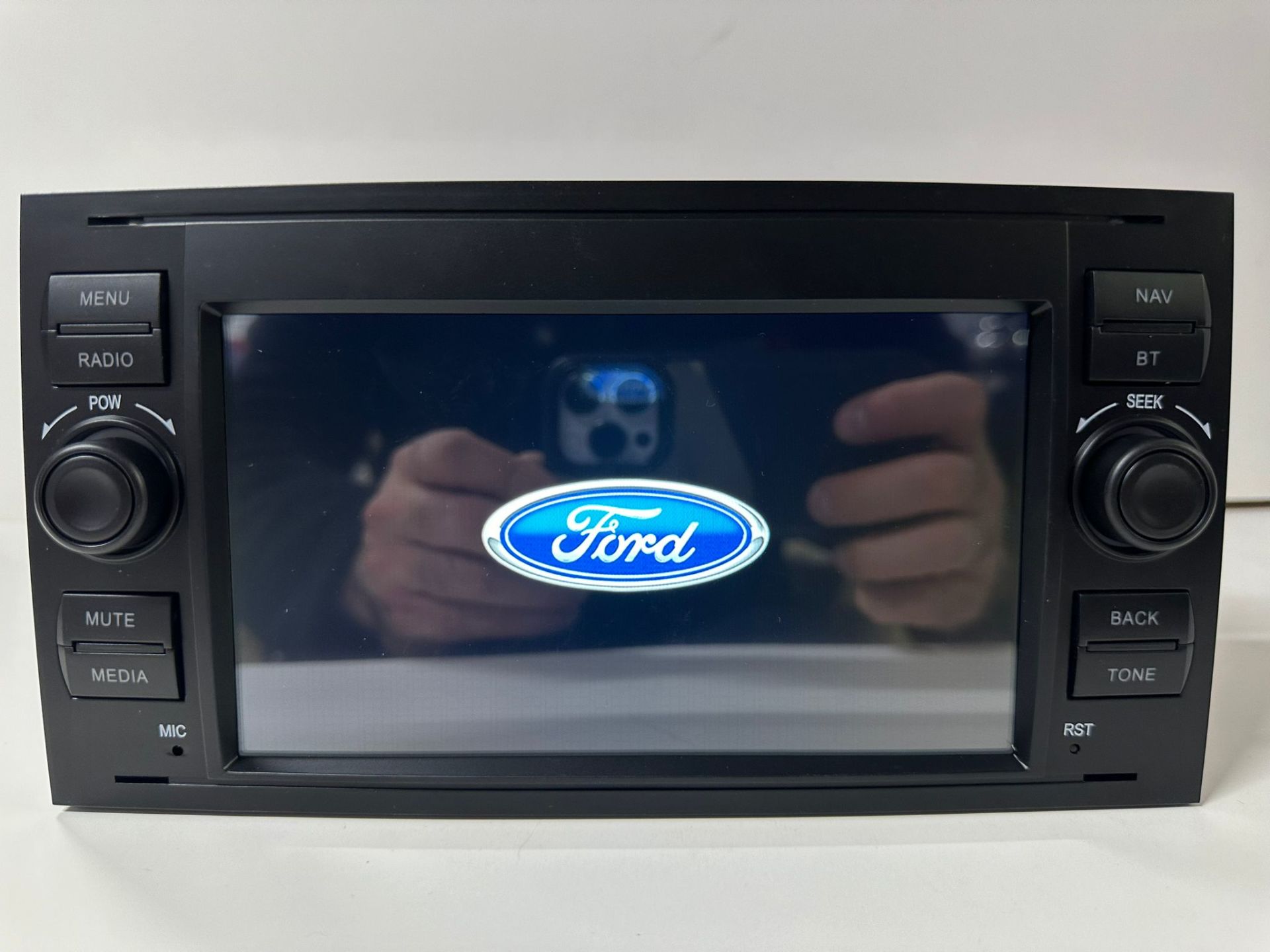 FORD C-MAX MULTİMEDYA TEYP ANDROİD 15 2-32 GB CARPLAY KAMERA HEDİYE