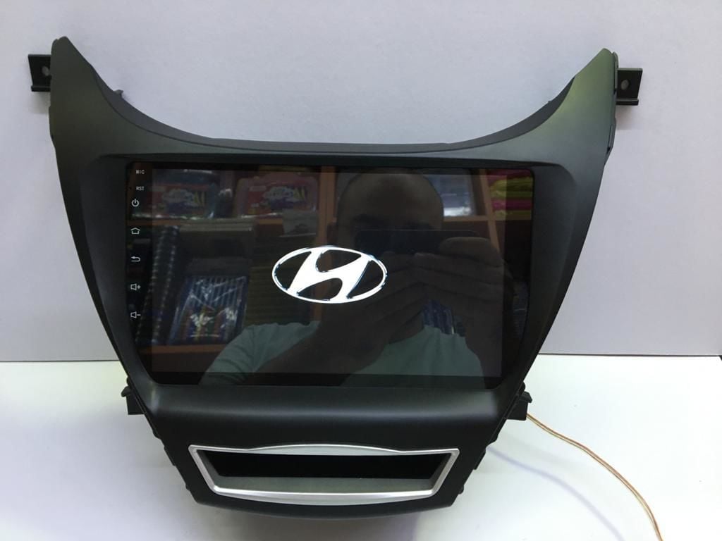 HYUNDAİ ELENTRA MULTİMEDYA TEYP ANDROİD15 2-32CARPLAY KAMERA HEİYE