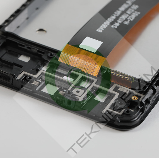 Samsung A04S SM-A047F Çıtalı Orjinal Lcd Ekran Dokunmatik