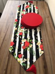BEYAZ ZEMİN ÜZERİNE GÜL DESENLİ RUNNER & SUPLA