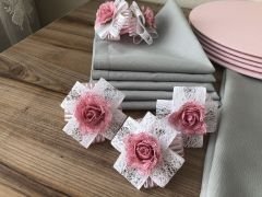 SOFRA SUNUM SETİ BEYAZ ZEMİN ÜZERİNE GRİ-PEMBE ZİGZAG DESENLİ