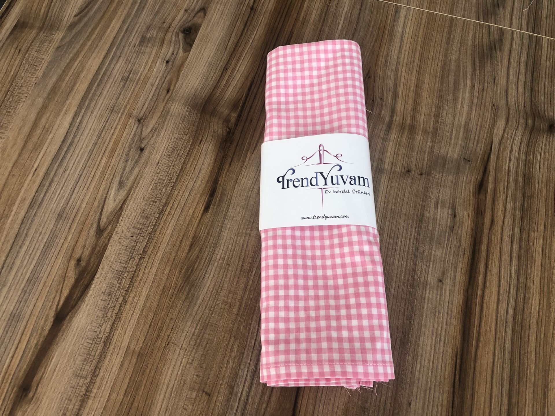 KÜÇÜK PİTİKARE DESENLİ ÇOK AMAÇLI ÖRTÜ (45cmx70cm)
