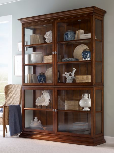 NEW TRADITIONAL DISPLAY CABINET
