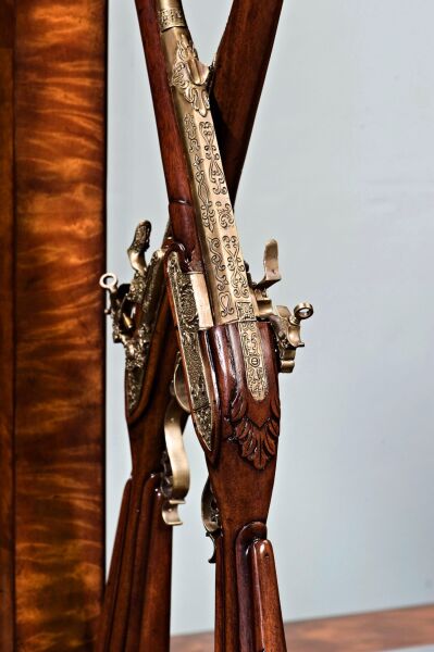 THE MUSKET CONSOLE