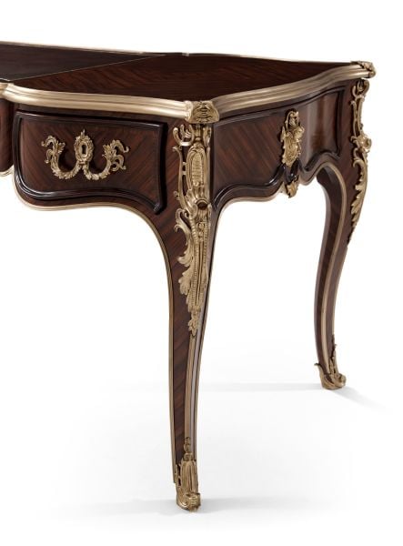 A ROYAL MEMOIR WRITING TABLE