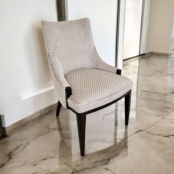 VIENNA PABLO SIDE CHAIR