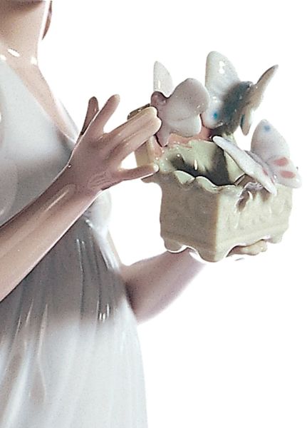 BUTTERFLY TREASURES WOMAN