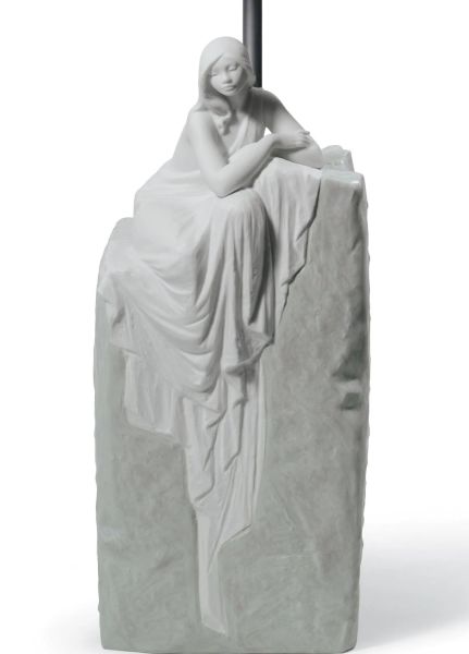 MEDITATING WOMAN I TABLE LAMP