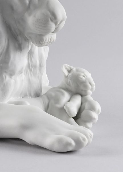 LION WITH CUB