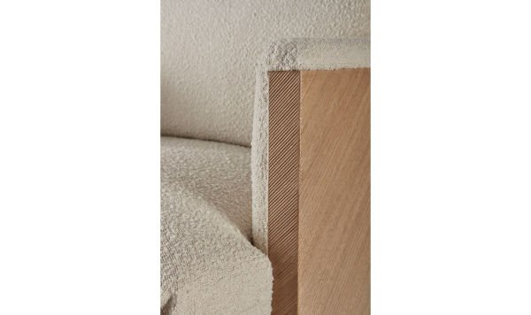 COMBED LOUNGE CHAIR