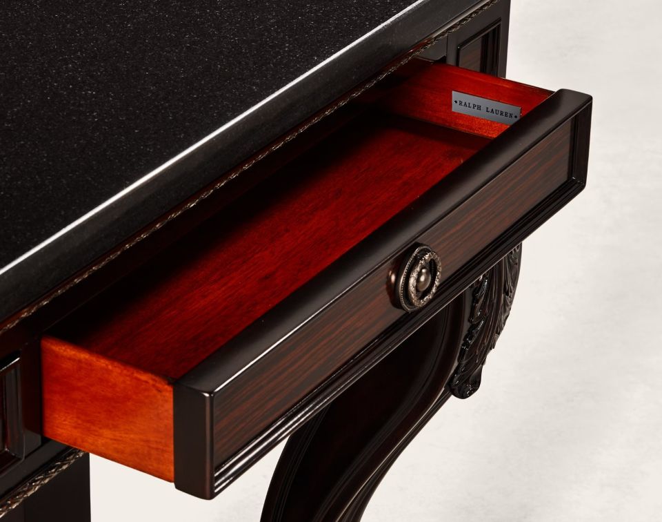 CLIVEDON CONSOLE