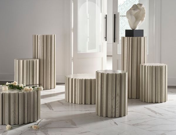 HUXLEY PEDESTAL