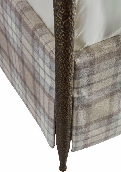 AURELIA KING BED