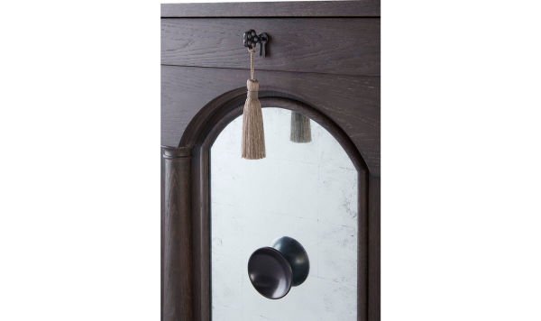 THEA CREDENZA
