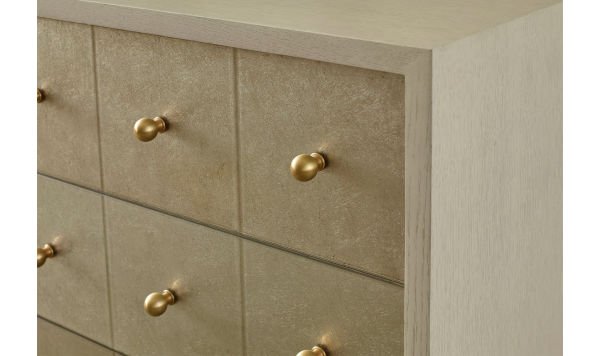 COUTURE DRESSER