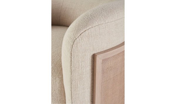 NAMI LOUNGE CHAIR