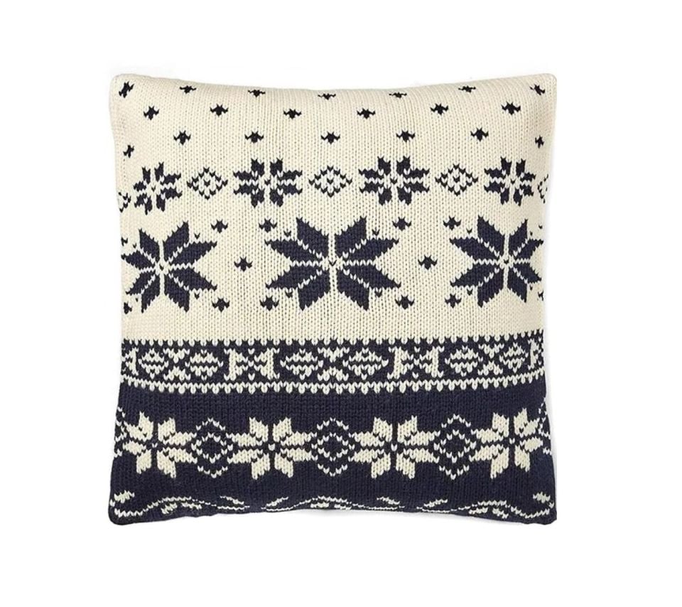 BRYNDEN KNIT THROW PILLOW