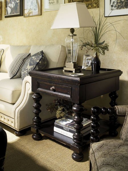 EXPLORER END TABLE